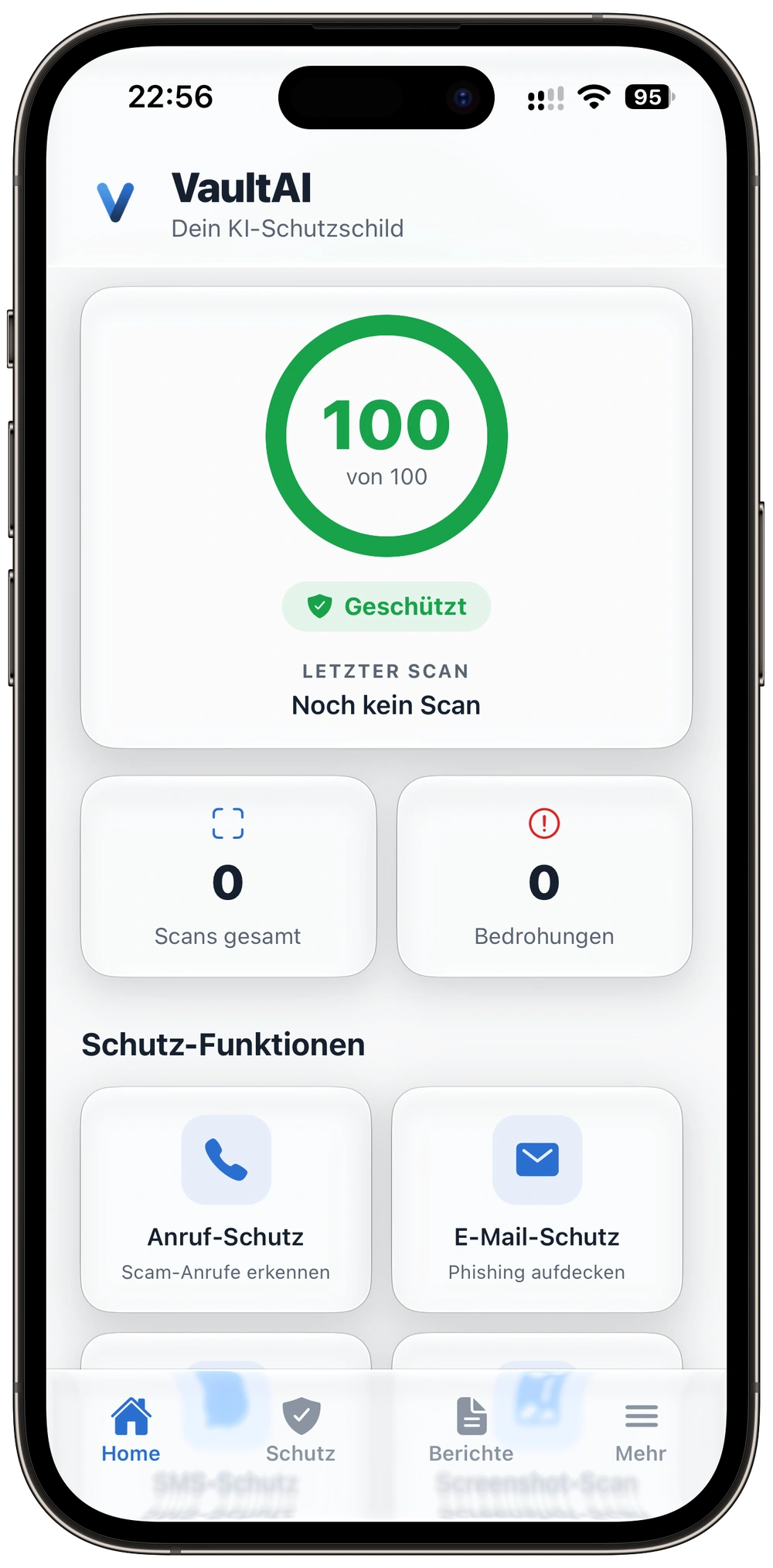 VaultAI auf dem iPhone: Startbildschirm mit Sicherheits-Score und den Schutz-Funktionen