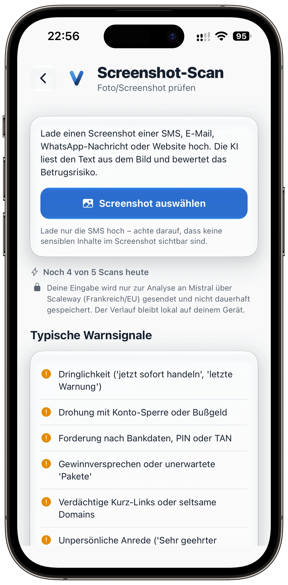 Der Screenshot-Scan in VaultAI: SMS, E-Mail oder WhatsApp-Nachricht als Bild prüfen